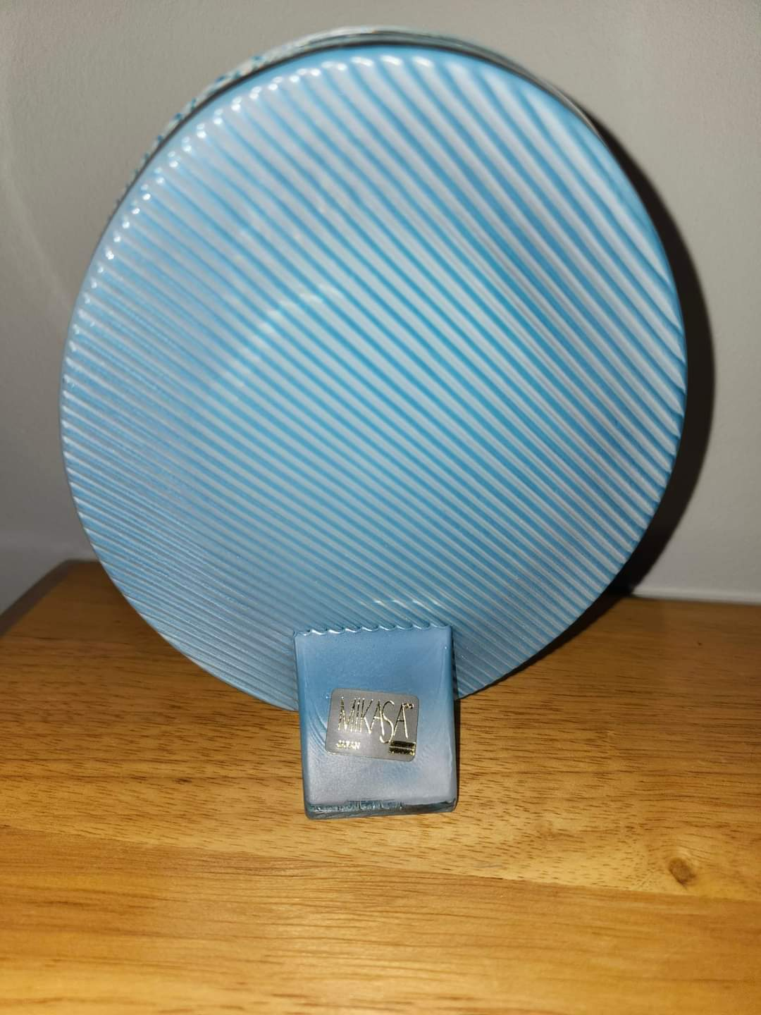 BNIB VINTAGE MIKASA Jade OVAL PHOTO FRAME. image indicator(2)