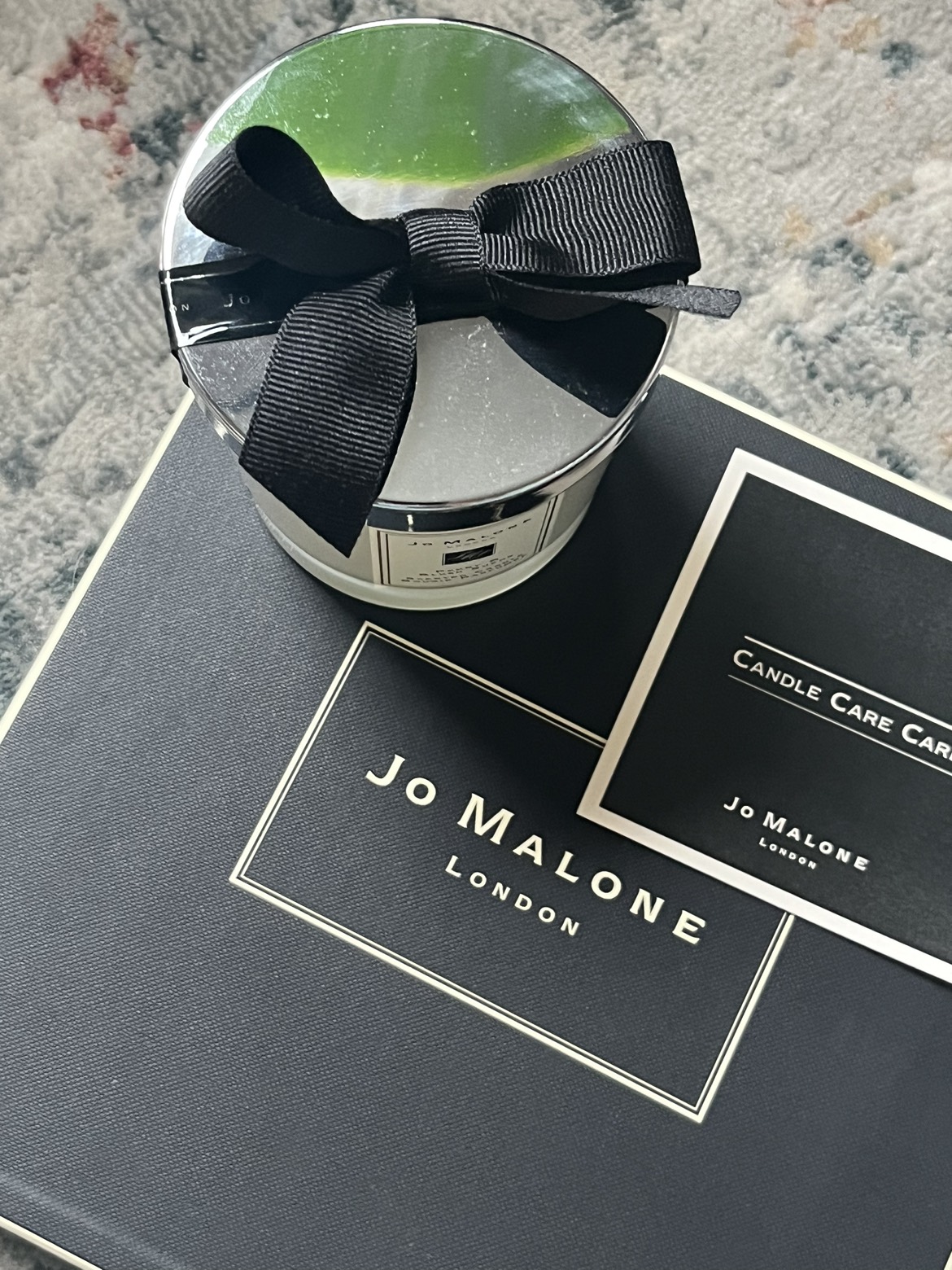 JO MALONE DELUX SCENTED CANDLE thumbnail