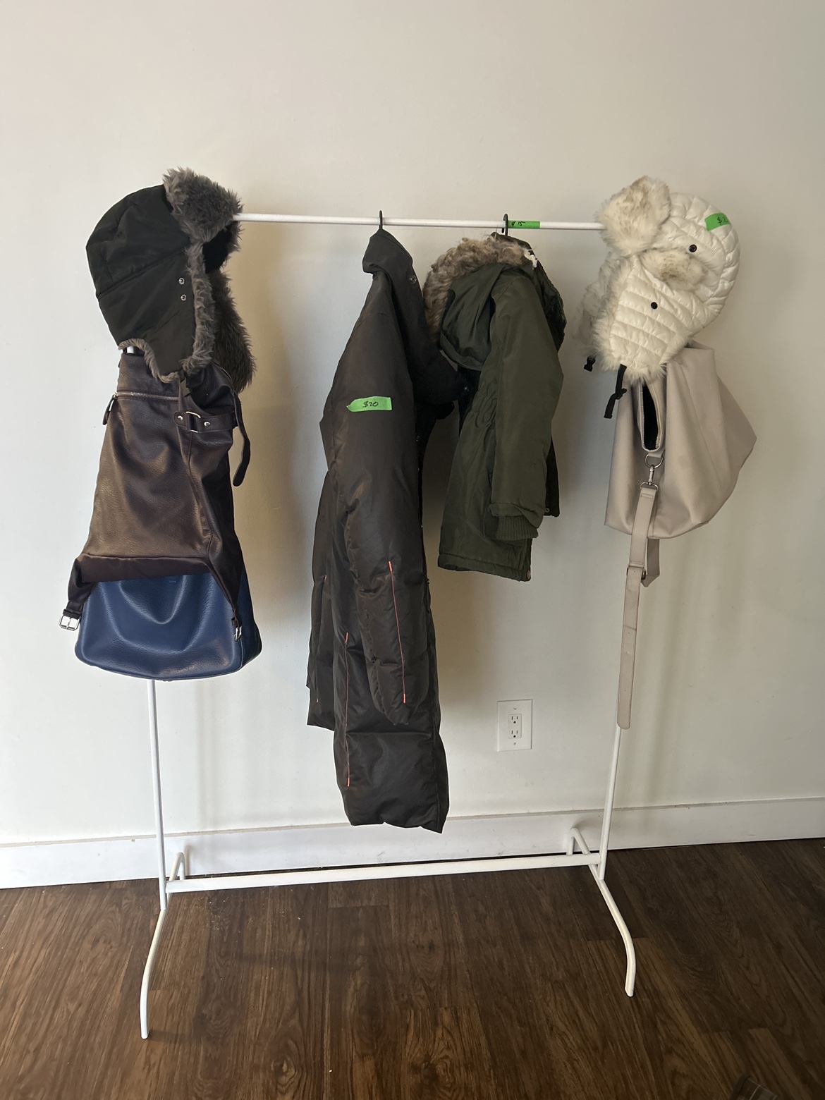Rack for cloths thumbnail