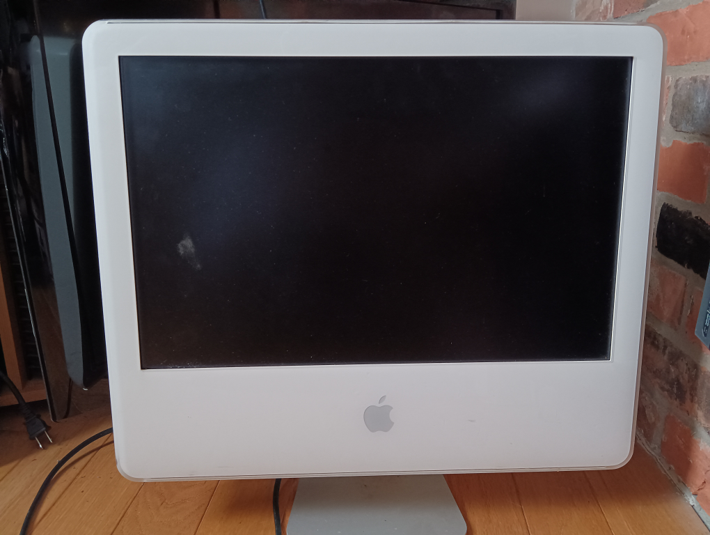 Brand new Apple Monitor - photo 2