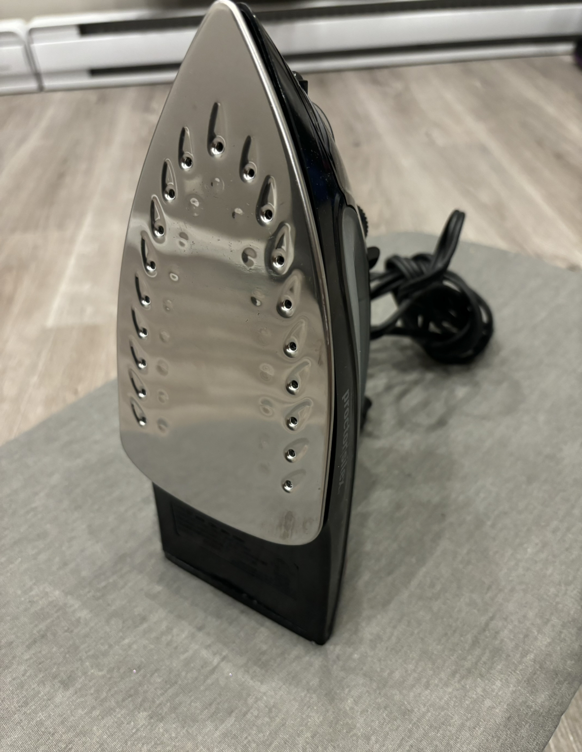 Irons & ironing board - photo 4