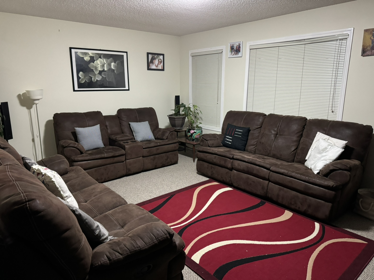 Recliner couch set - photo 3