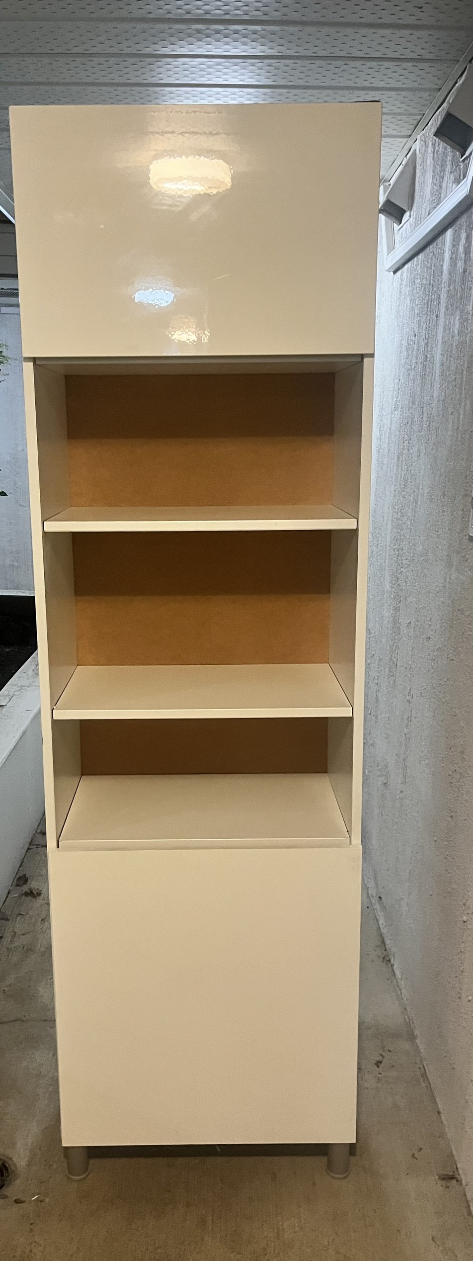 White Gloss Book Shelf image indicator(2)