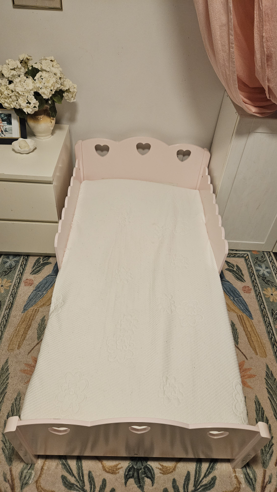 Toddlers bed with mattress thumbnail