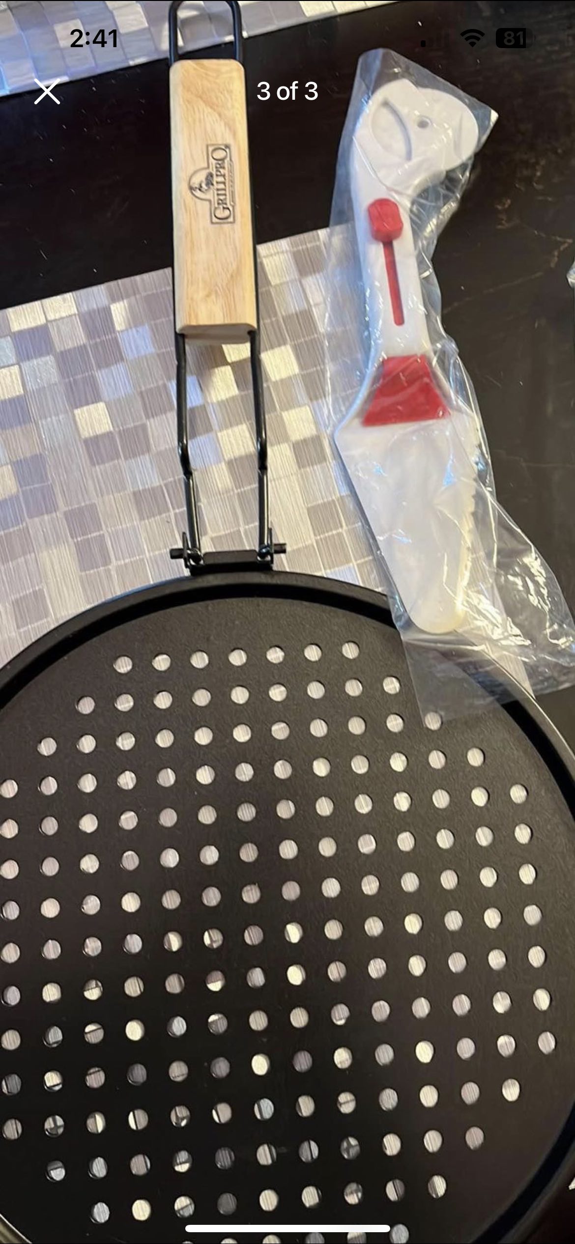 🥕NEW Non Stick 12” Pizza Pan with Handle and Cutter, for BBQ image indicator(3)