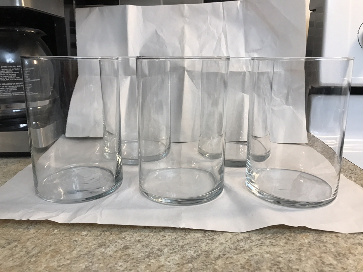 Party Supplies: Glass Vases 5.5”x3.5” thumbnail