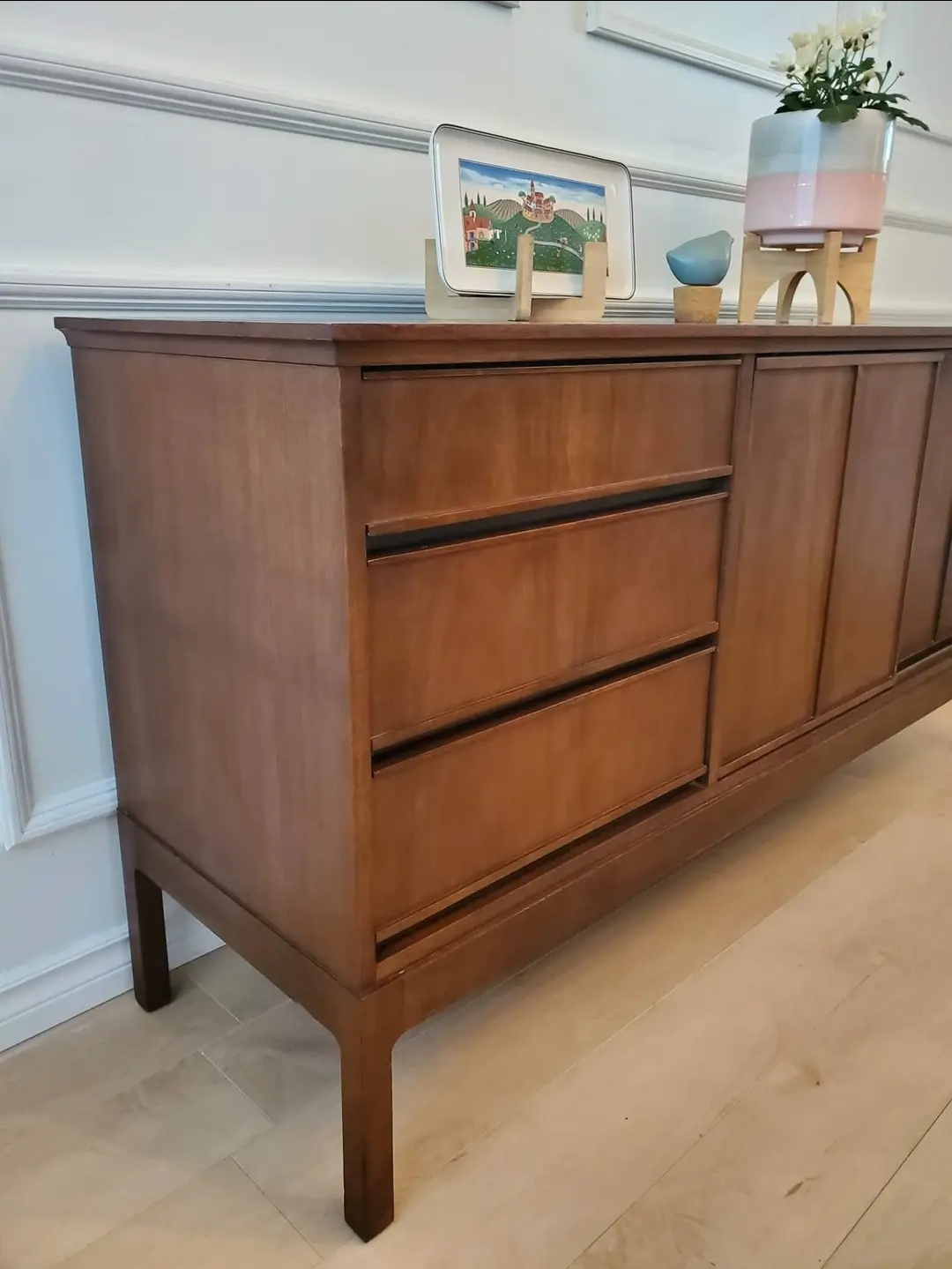 Refinished MCM Honderich Walnut Sideboard with Drawers - photo 4