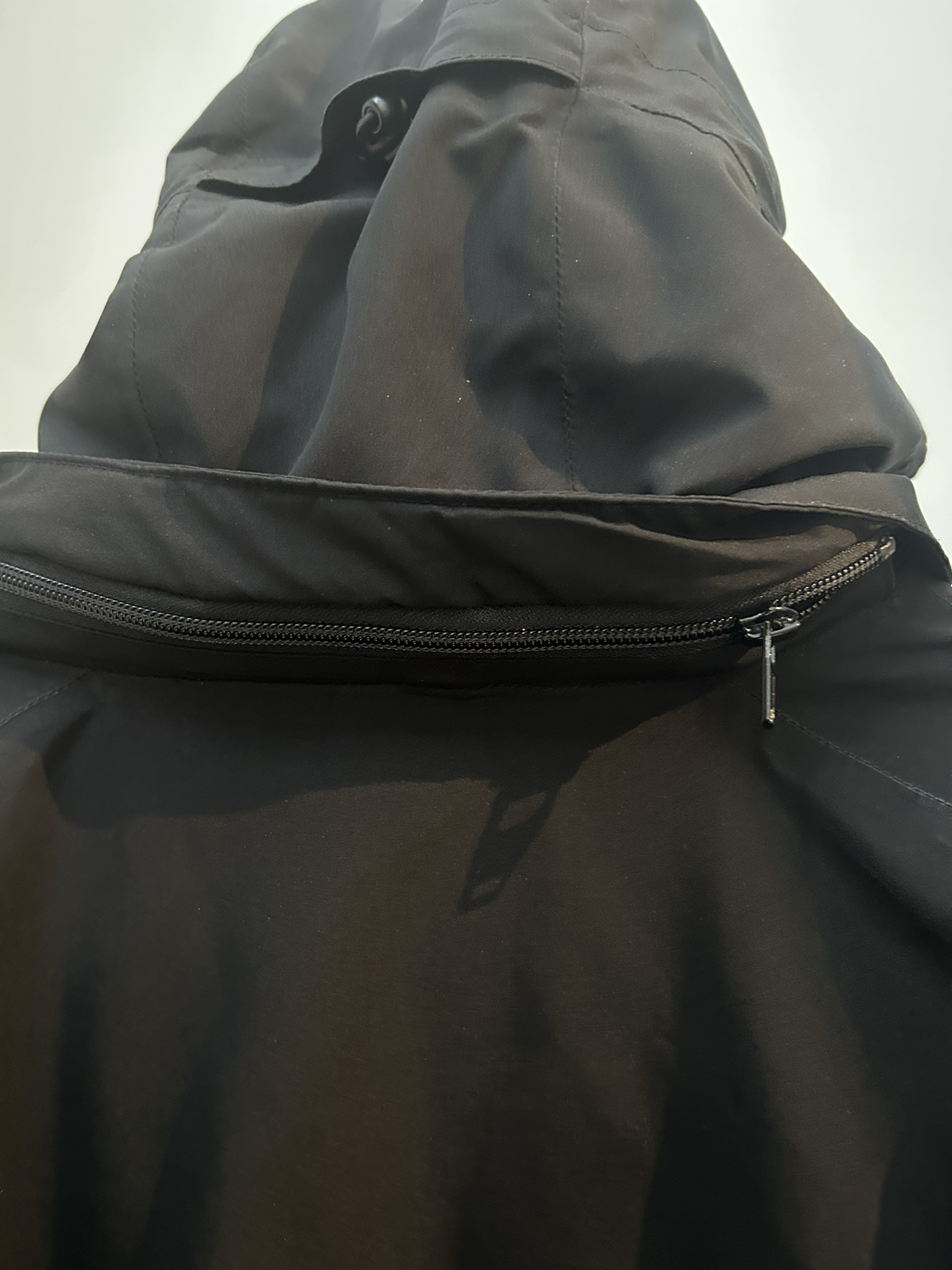 Sunice Storm PACK men’s parka. Size medium image indicator(8)