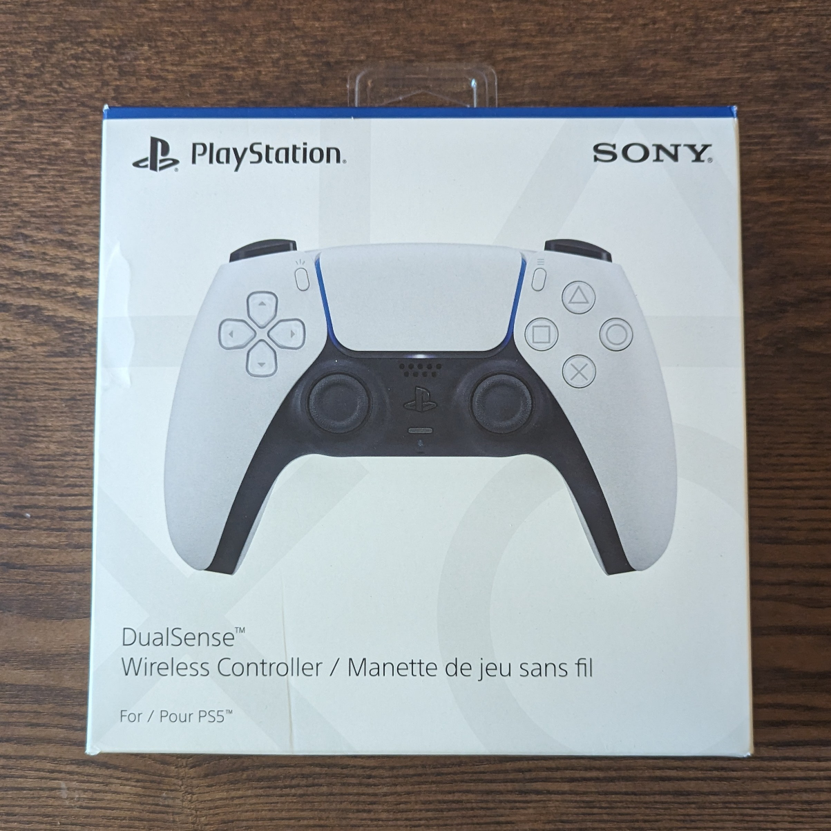 PS5 DualSense controller - white BRAND NEW thumbnail