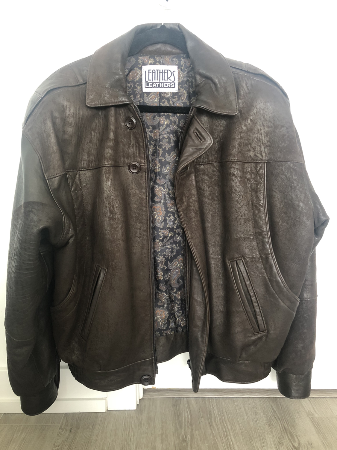 Vintage Men’s Brown Leather image indicator(3)