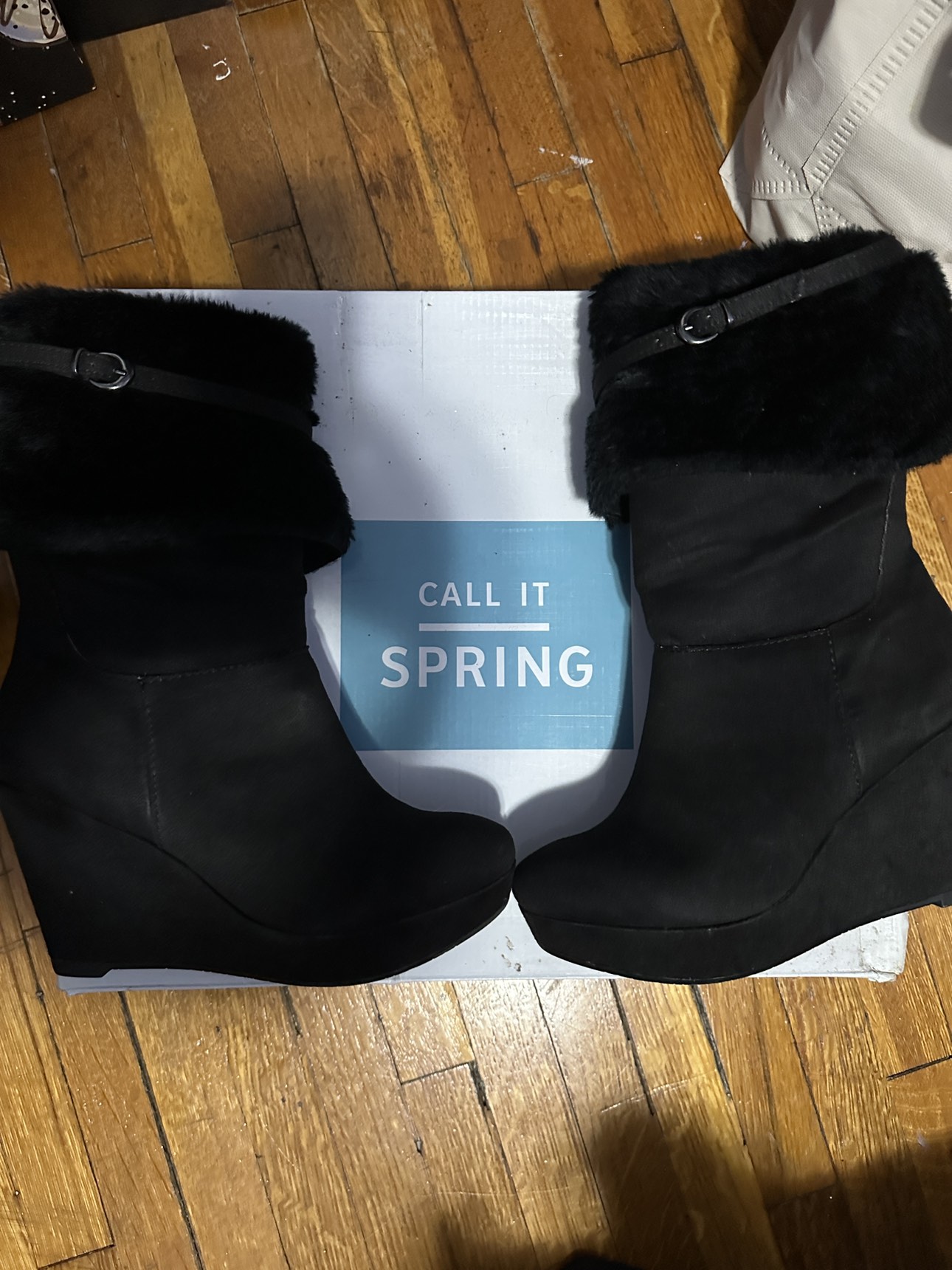 Ladies Winter Boots size 6