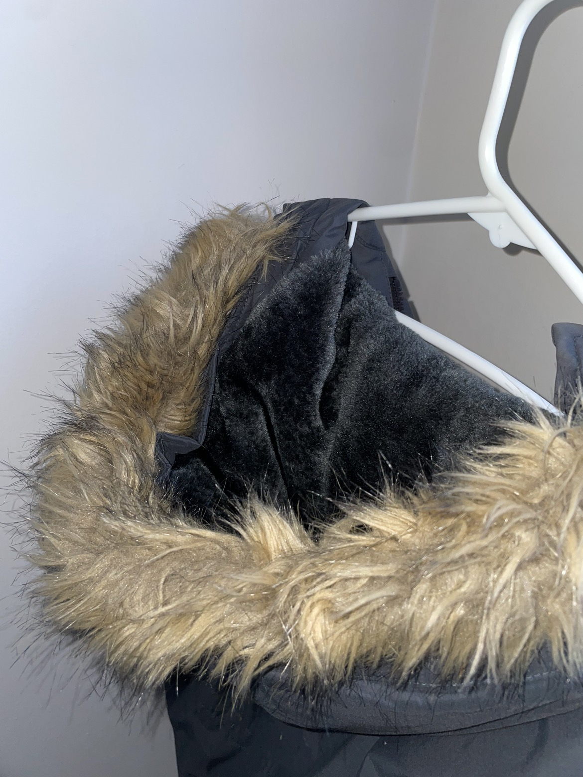 Warm winter jacket. GAPKids sz XL. Fits like a W/M size XS/S - photo 3