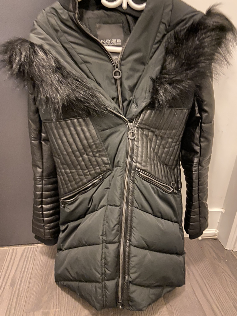 Winter Coat (NOIZE) image indicator(2)