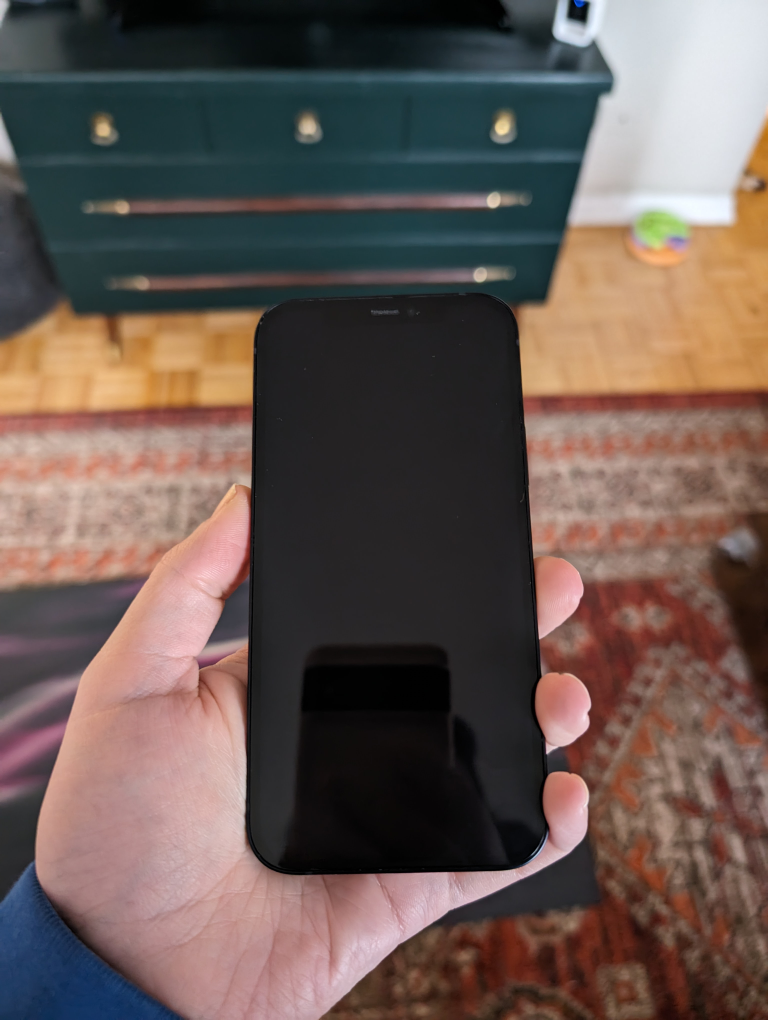 iPhone 12 64GB thumbnail