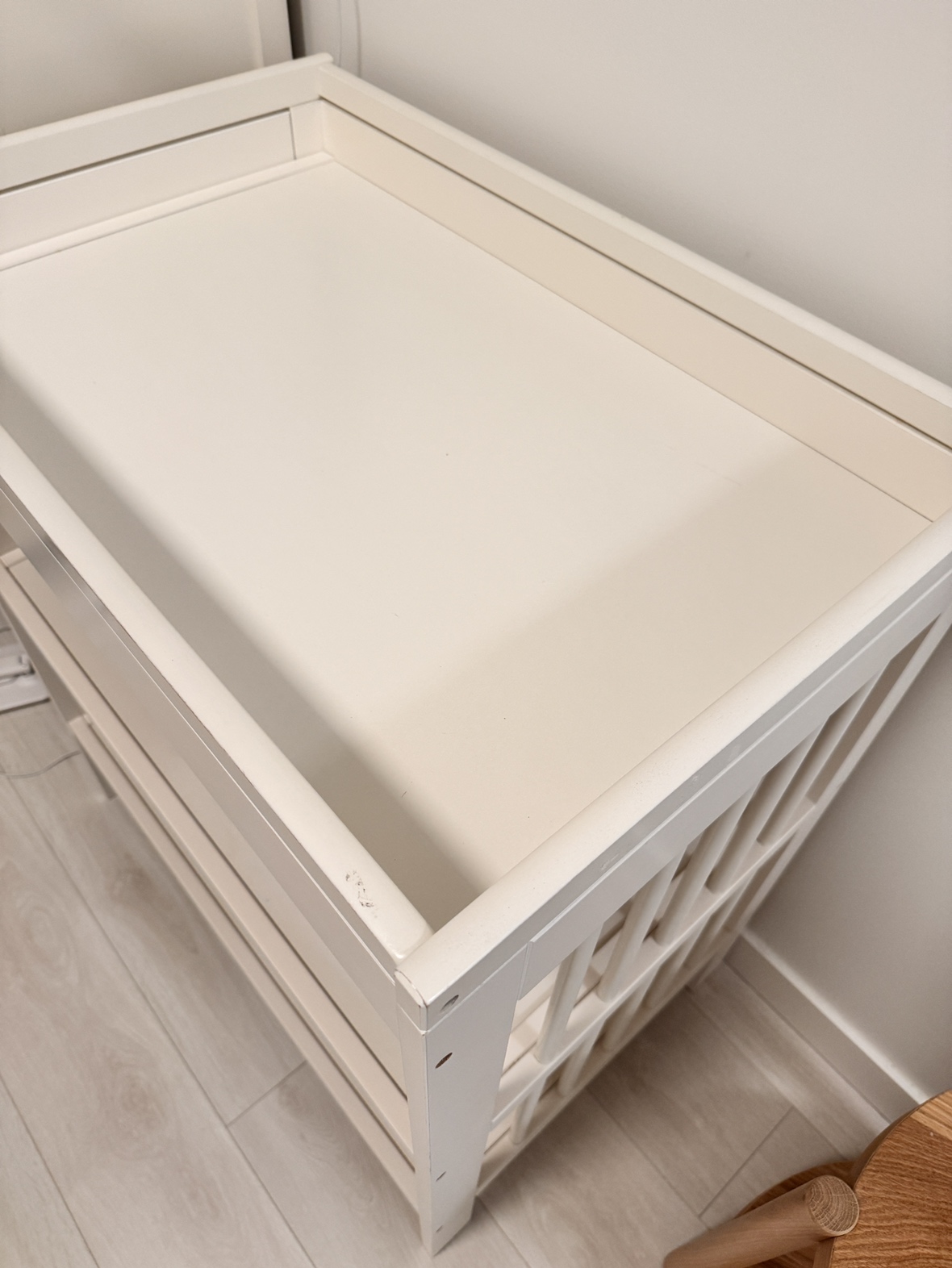 IKEA diaper changing table - photo 2