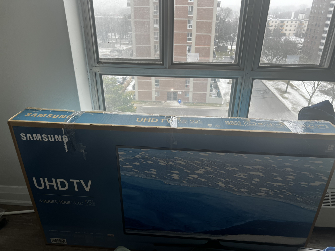 Samsung Series 6 55" Smart TV thumbnail