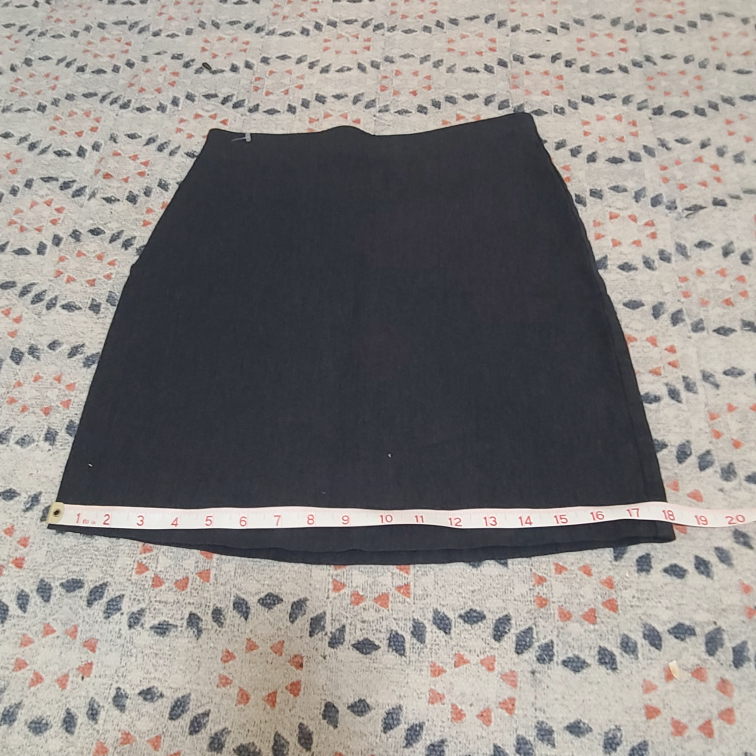 Women’s skirt image indicator(7)