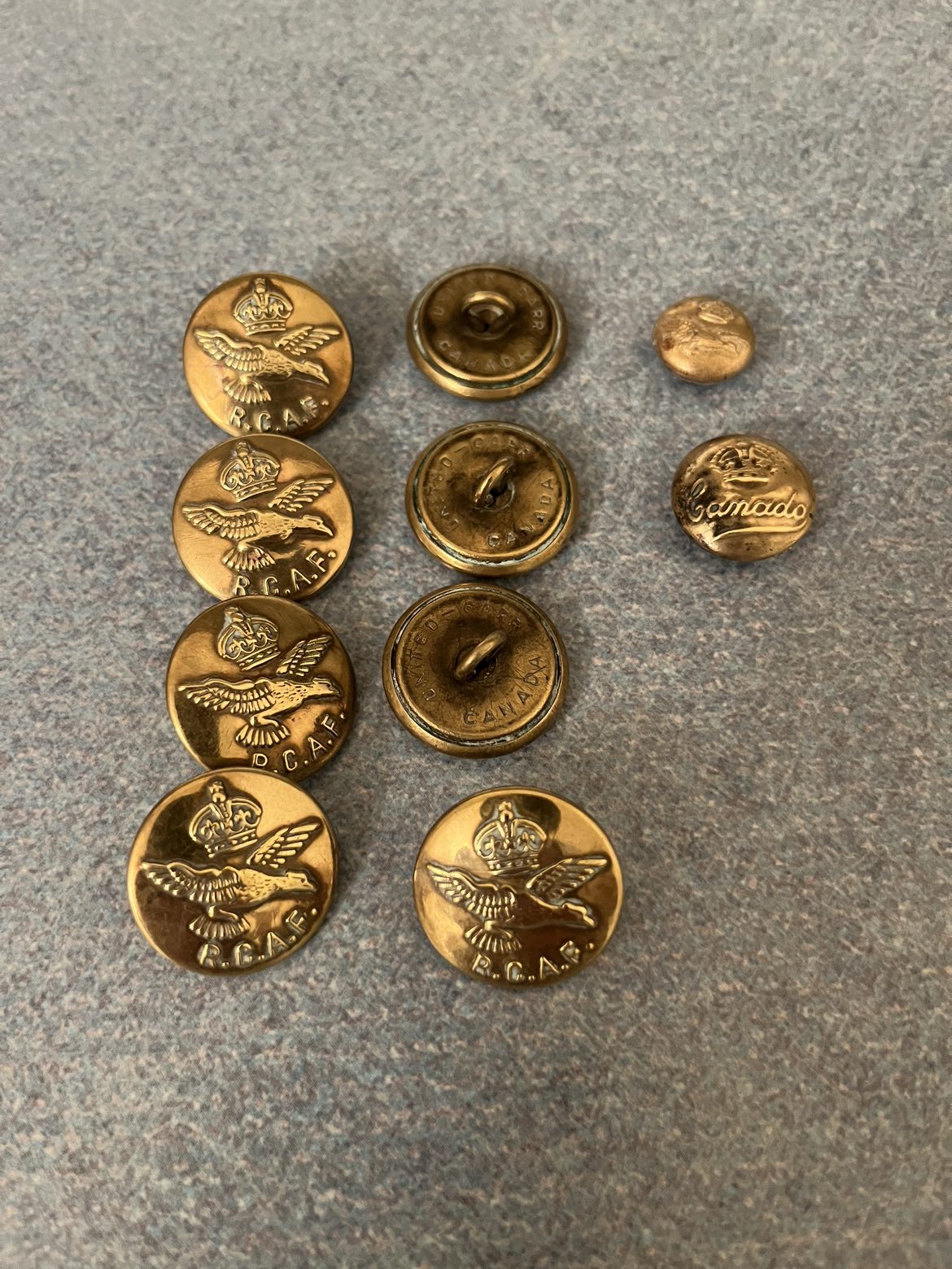 RCAF Royal Canadian Air Force brass buttons - photo 2
