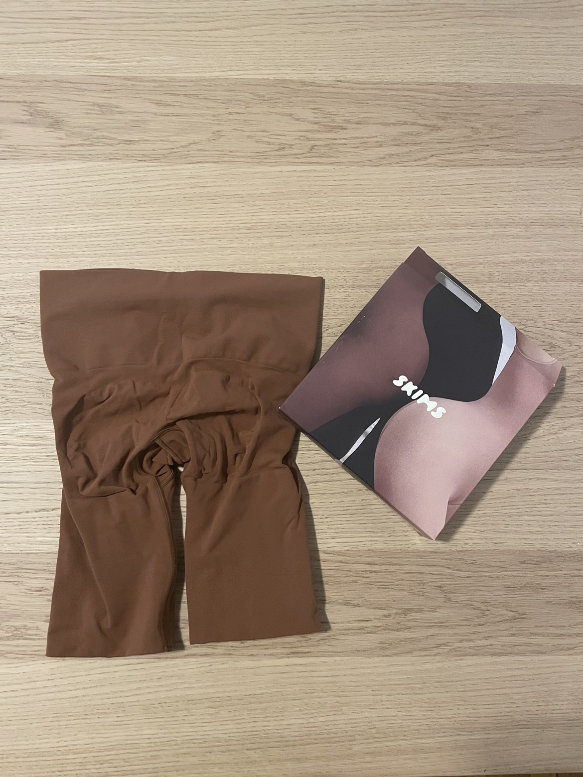 SKIMS butt enhancing shapewear (brand new) image indicator(3)