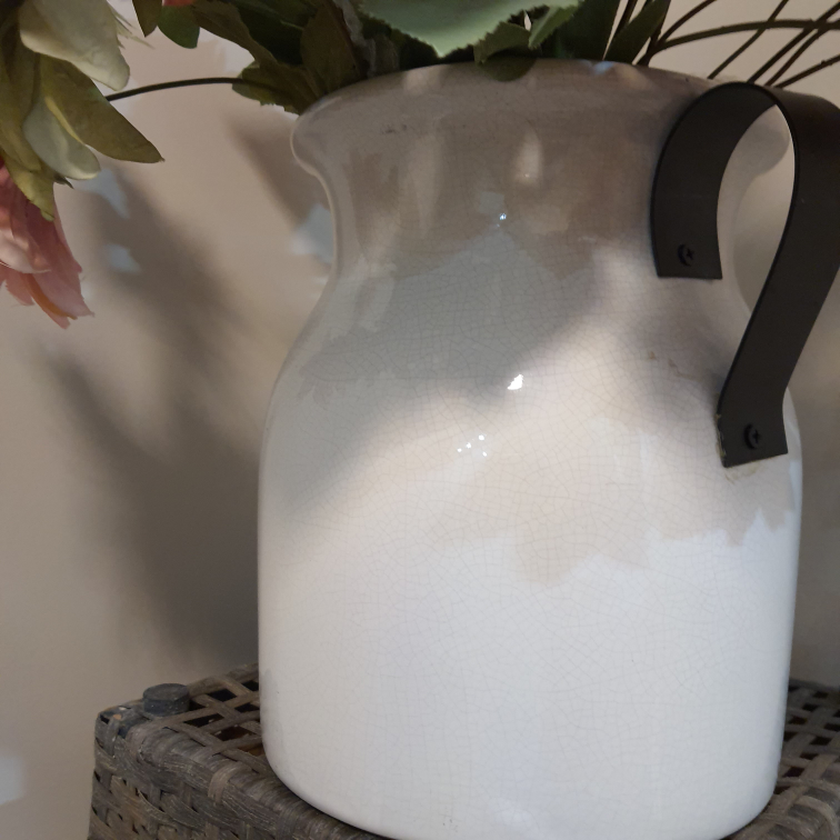 artificial  flowers and vase - photo 4