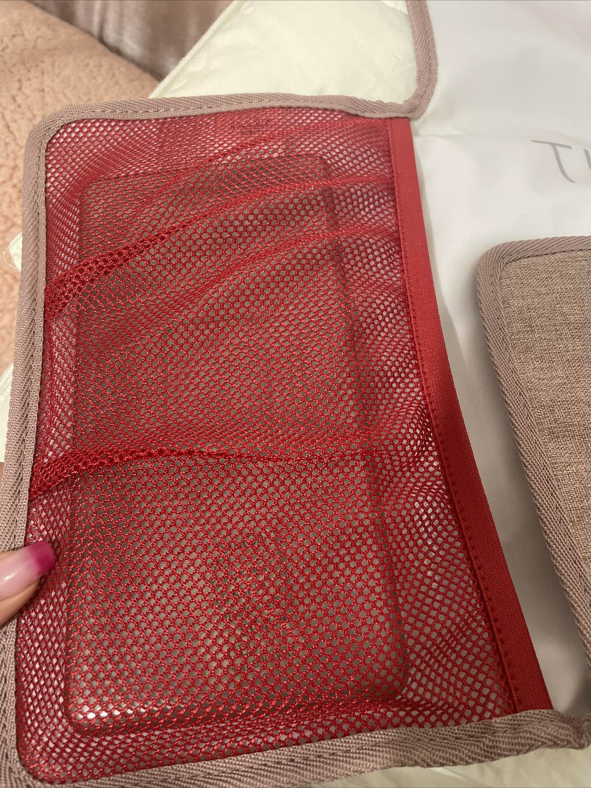 Herschel - Carry Changing Mat With Baby Wipes Case - photo 4
