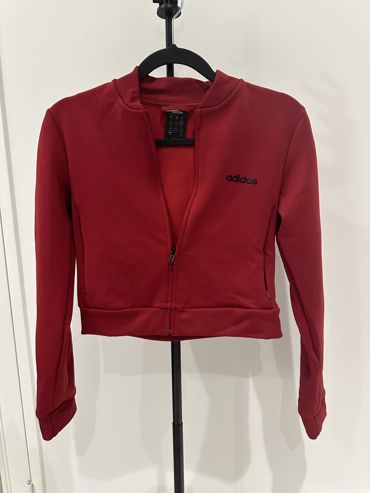 Adidas red zip crop top (S)