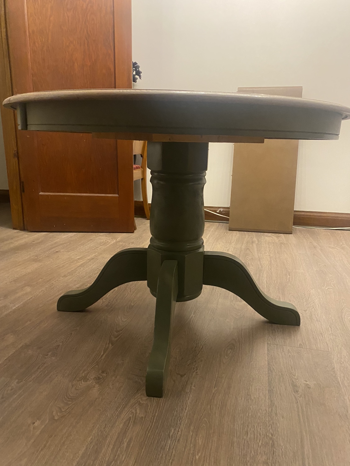 Round Extendable Wood Dining Table ( painted) - photo 2