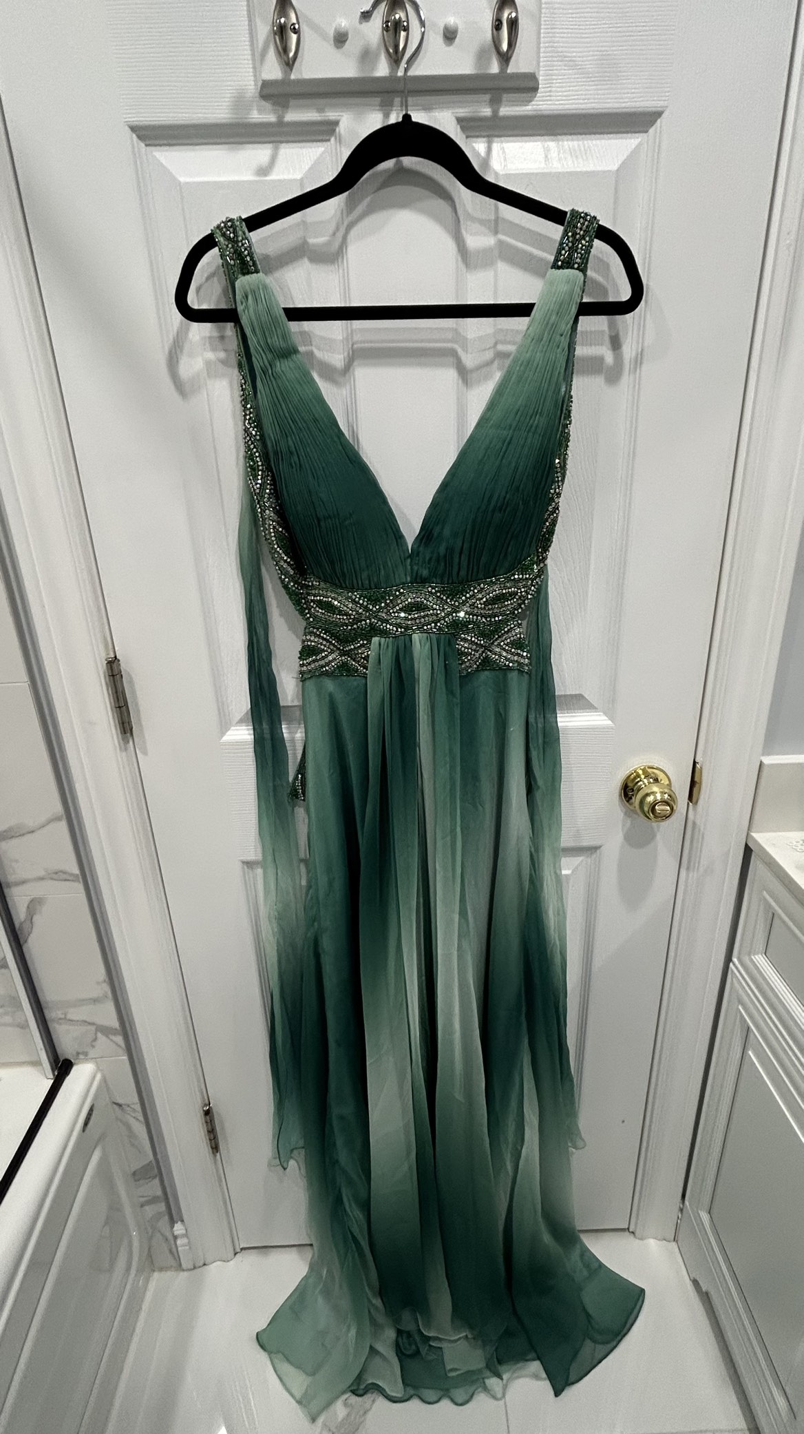 Emerald Green Dress thumbnail