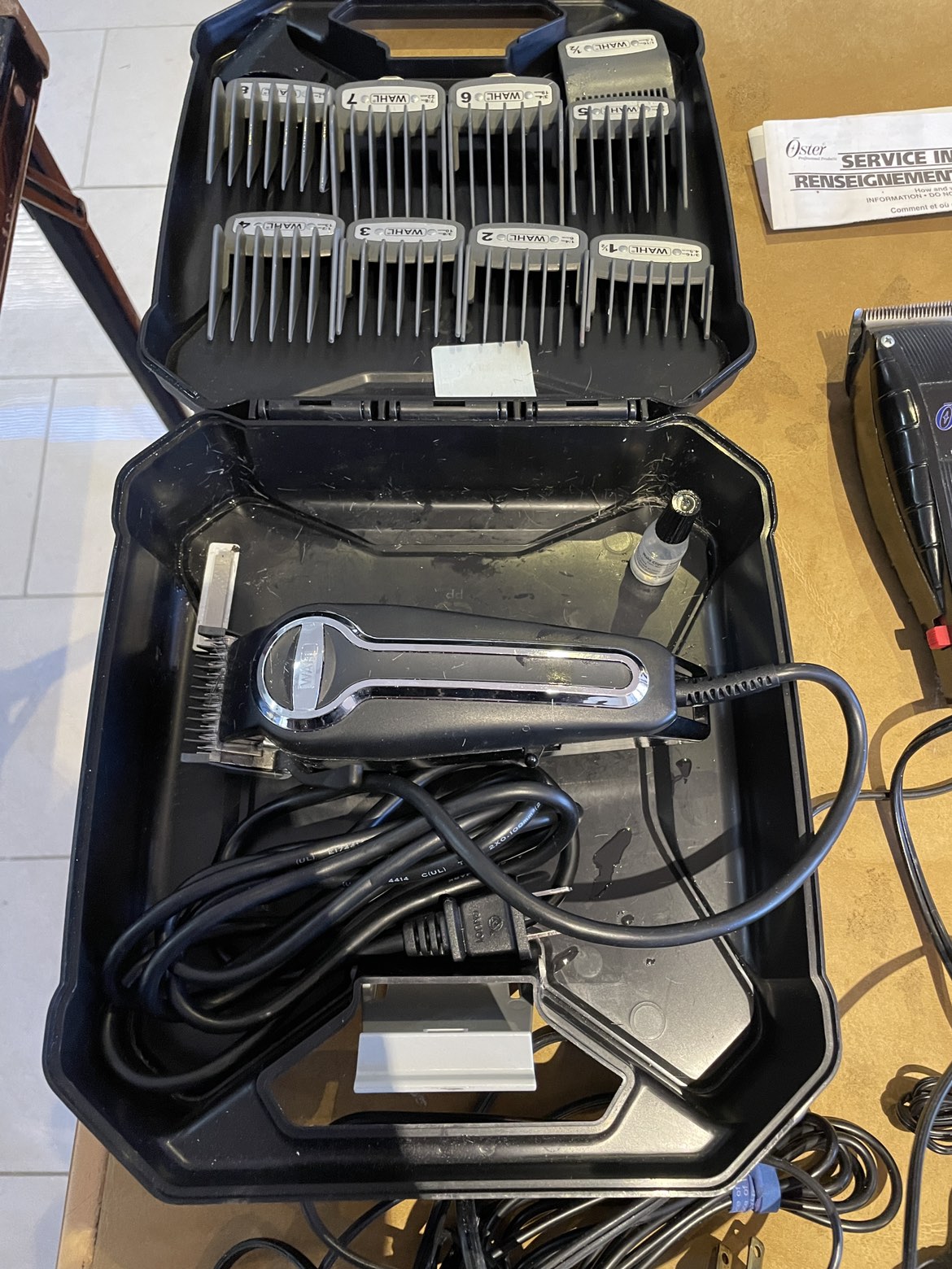 WAHL Hair Clipper set with Storage Case