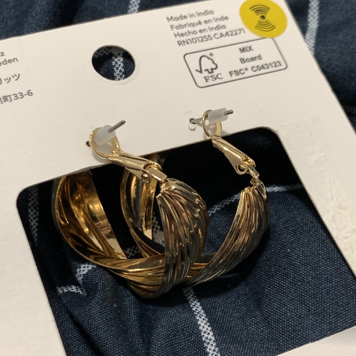 H&M Twisted hoop earrings (never worn) - photo 3