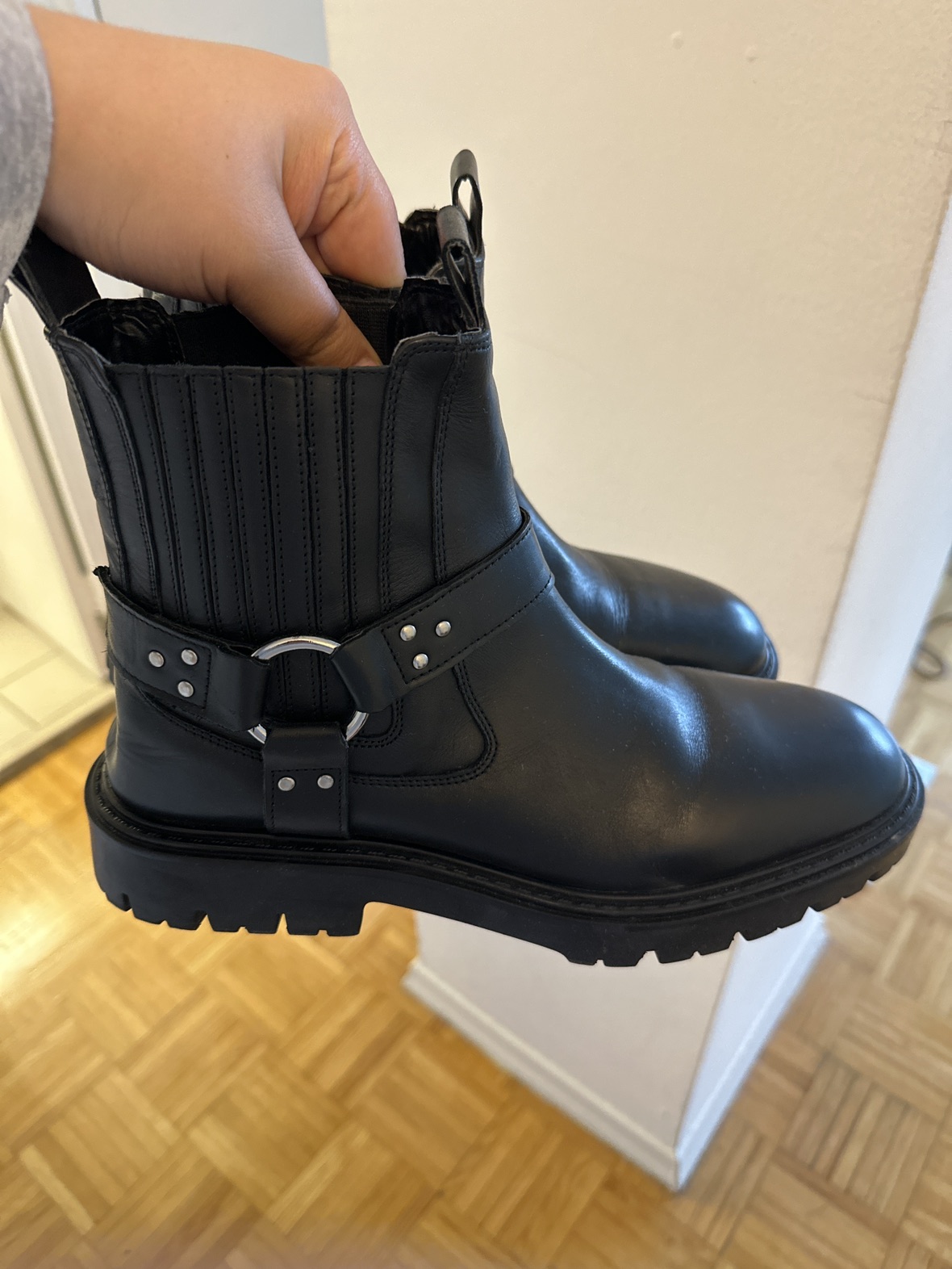 Zara boots size 41 (11) thumbnail