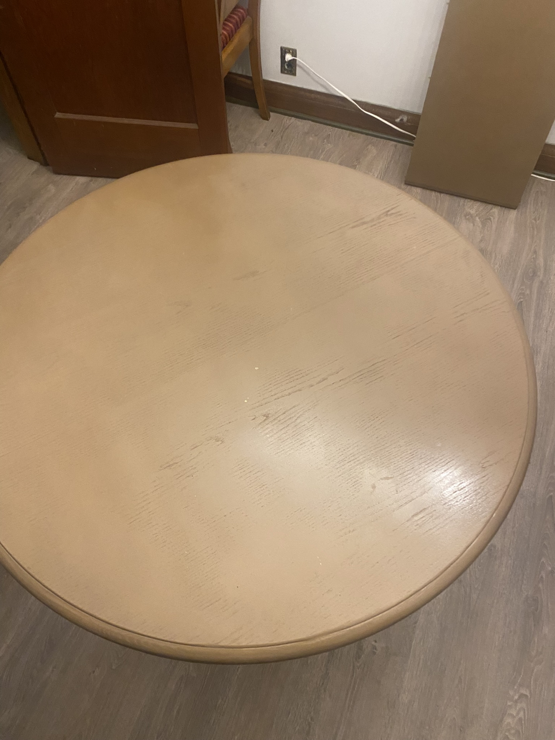 Round Extendable Wood Dining Table ( painted)
