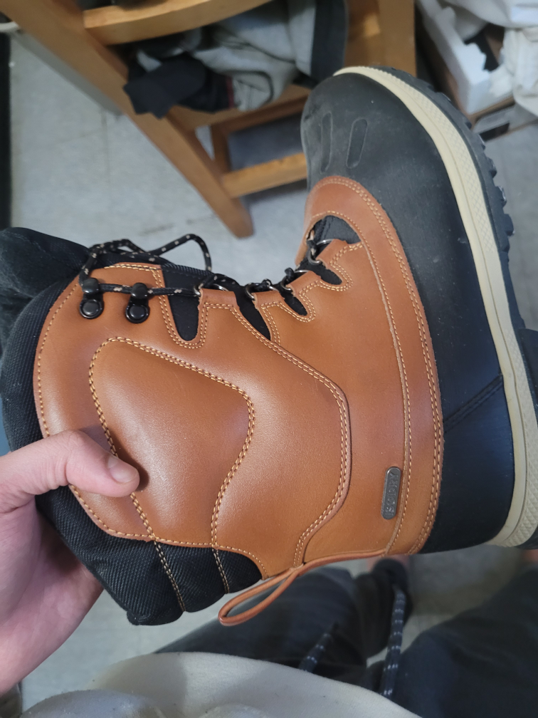 Mountain Ware House Mens Size 11 Winter shoes - photo 2