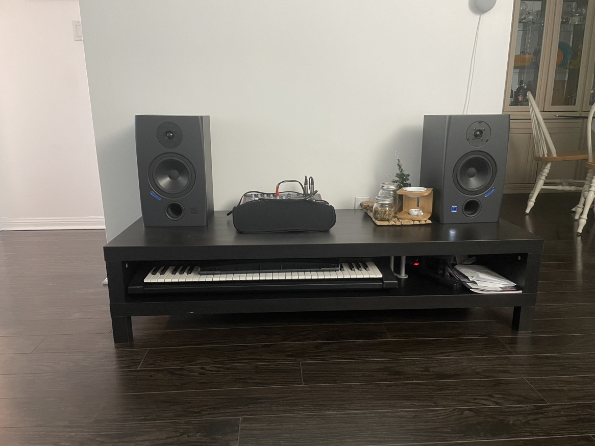 Ikea tv unit 🧡