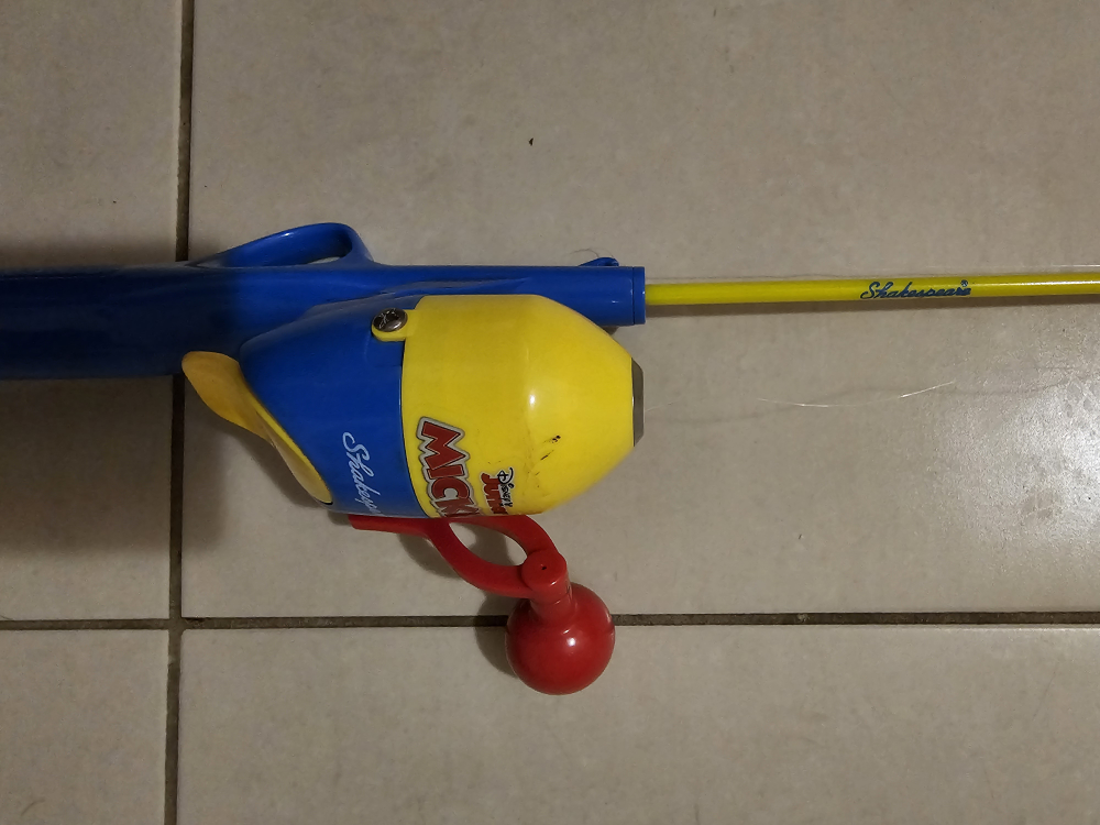 Mickey mouse fishing rod for kids image indicator(3)