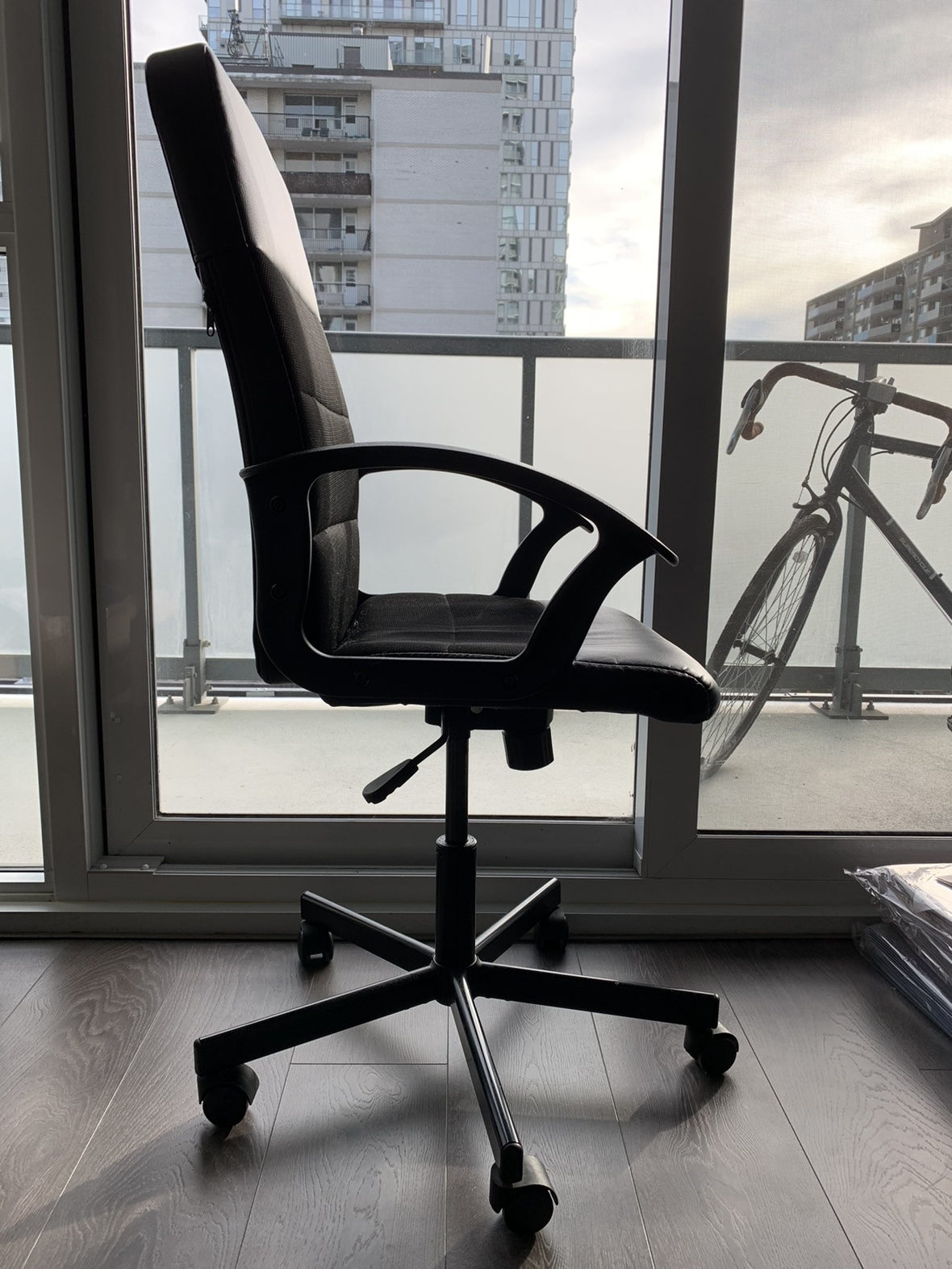 IKEA Office chair - Delivery available in Toronto / North York