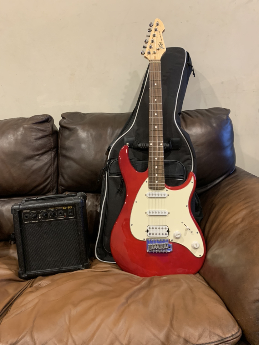 Peavey guitar and amplifier $225 image indicator(2)