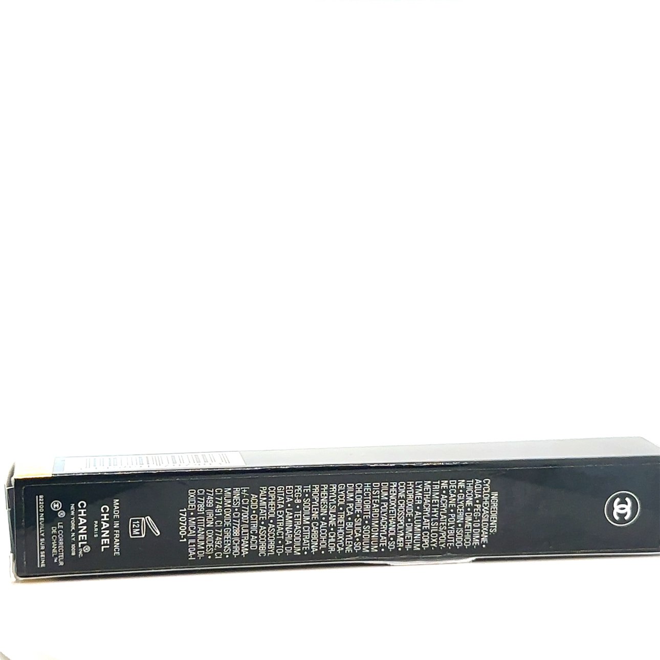 Chanel 40 beige concealer image indicator(3)