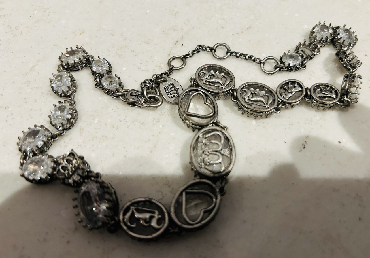 New in box vintage Juicy Couture necklace image indicator(9)