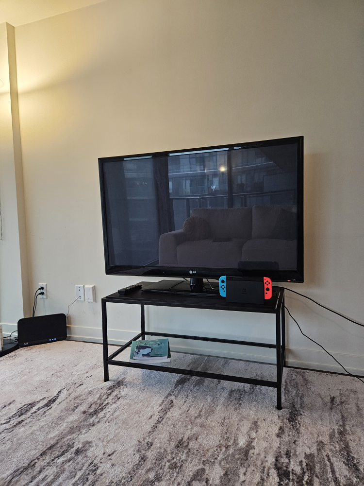 LG full HD 1080P 50 Inch Plasma TV thumbnail
