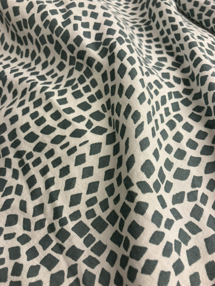 IKEA TRÄDKRASSULA Duvet cover and 2 pillowcases image indicator(3)