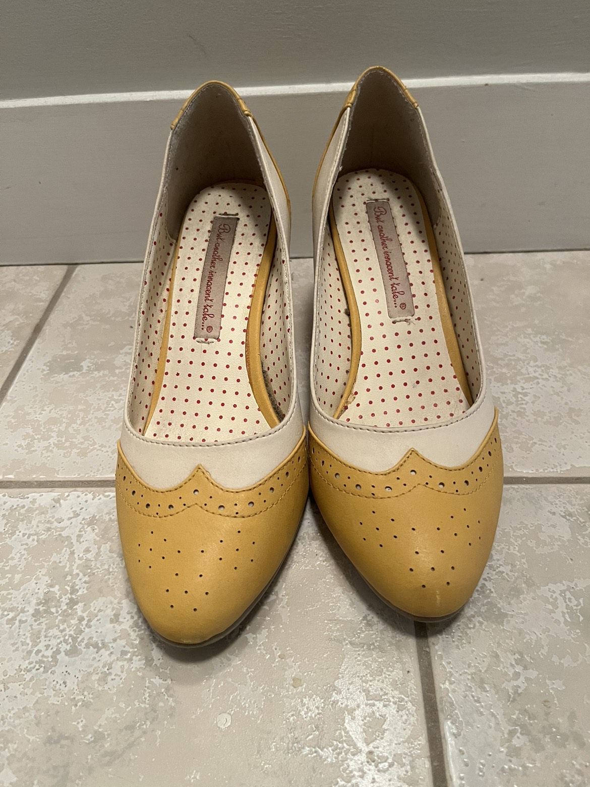 Yellow & white vegan leather vintage-inspired heels image indicator(4)