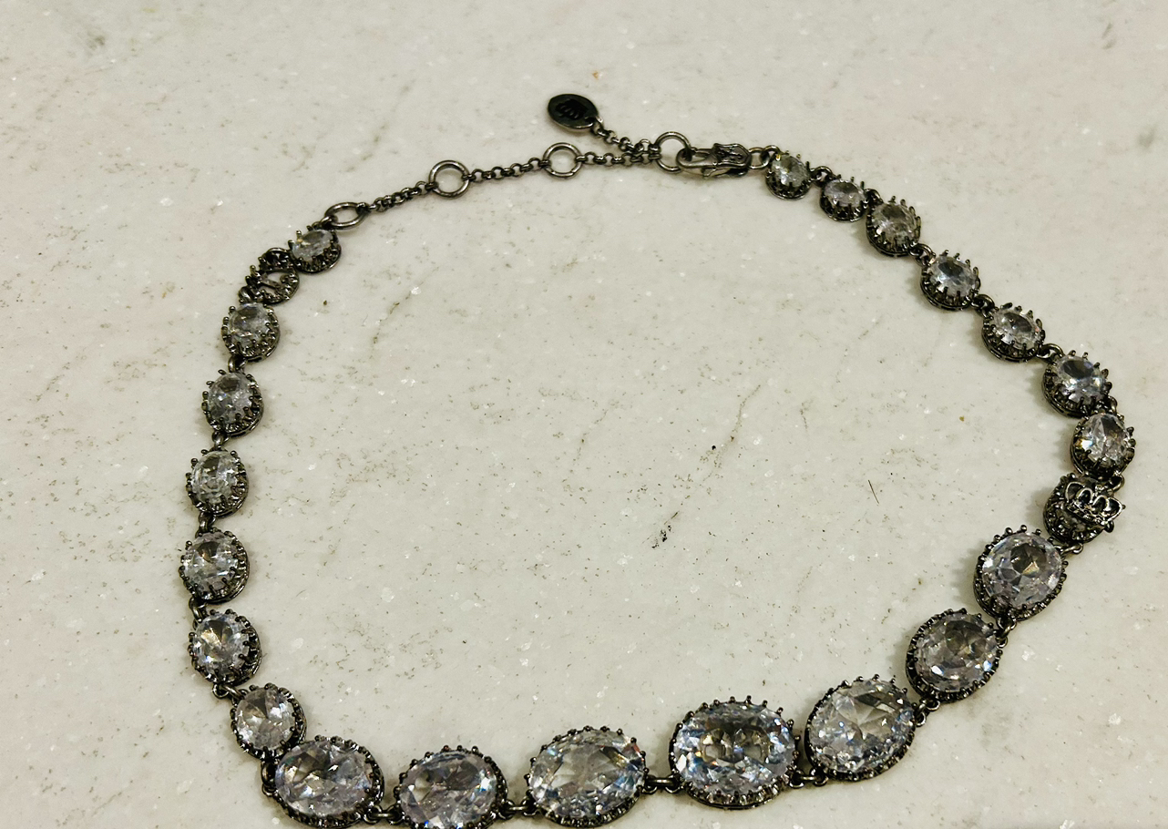 New in box vintage Juicy Couture necklace image indicator(4)