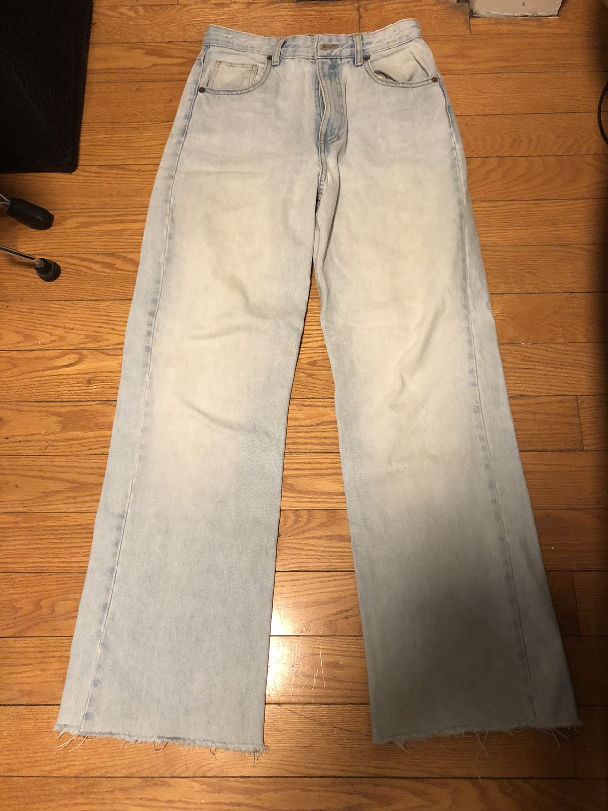 Zara light wash baggy jeans thumbnail