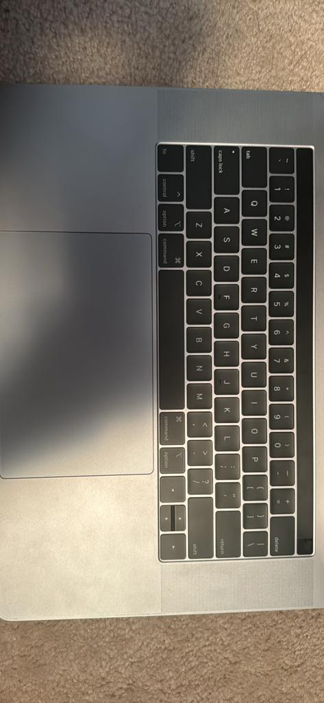 MacBook Pro - photo 4