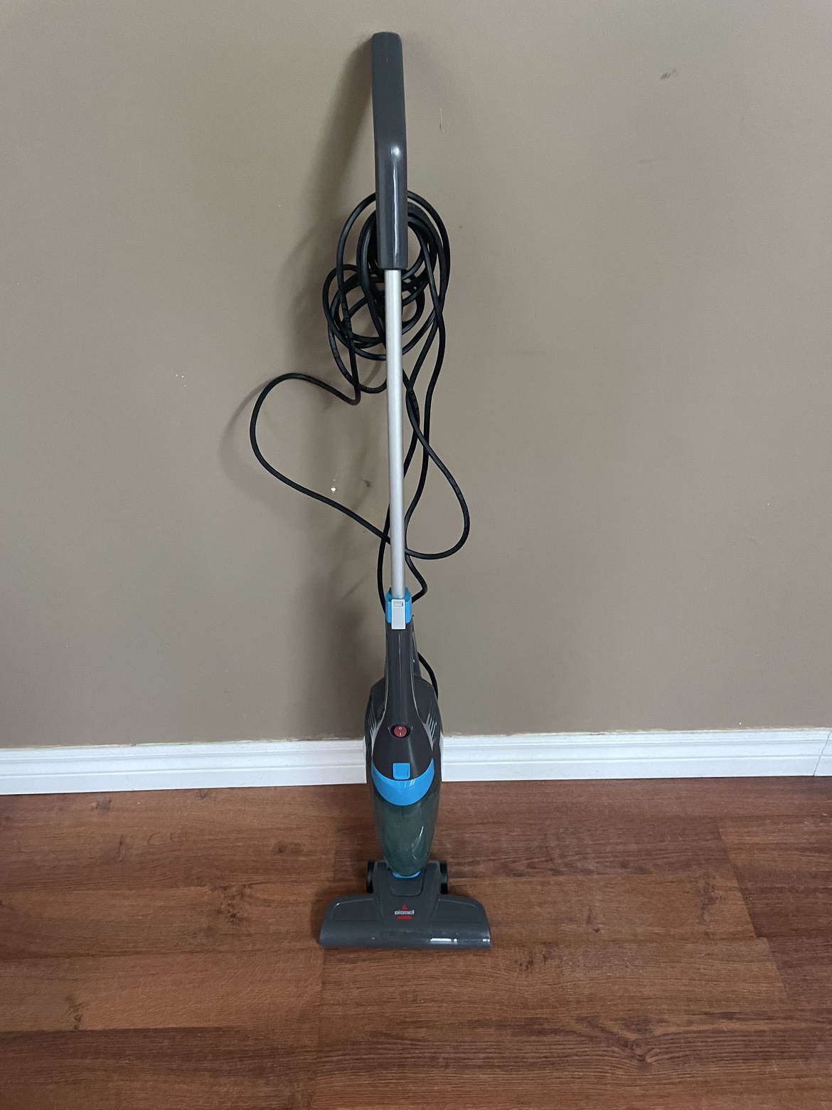 Vacuum - photo 2
