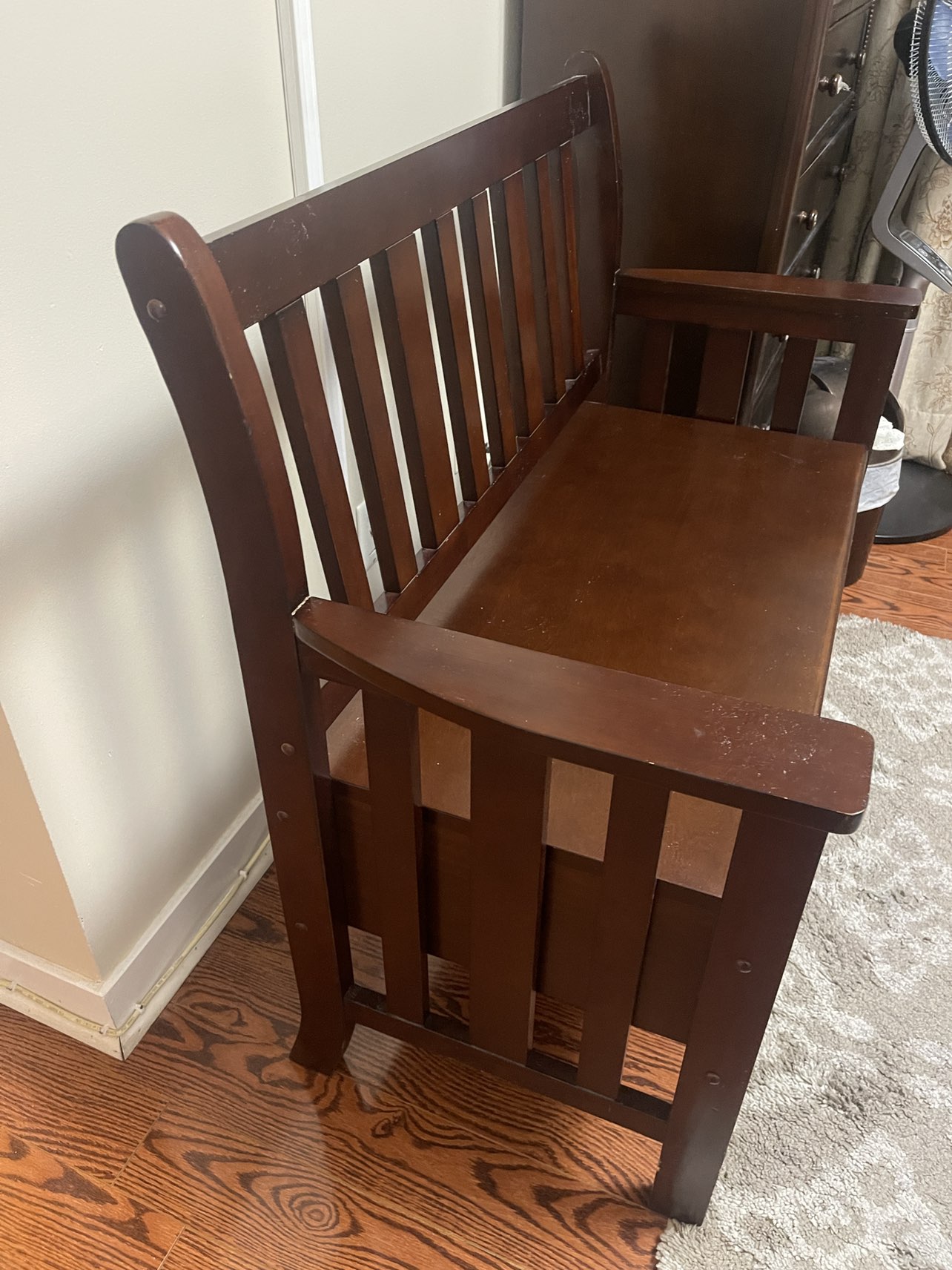 Wooden seater with 3 drawers. - photo 4