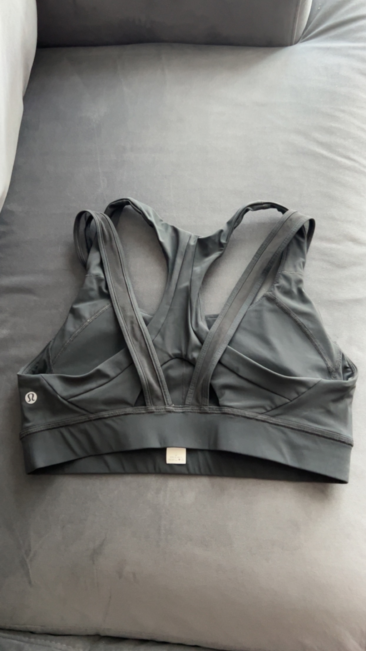 Lululemon Sports Bra image indicator(2)