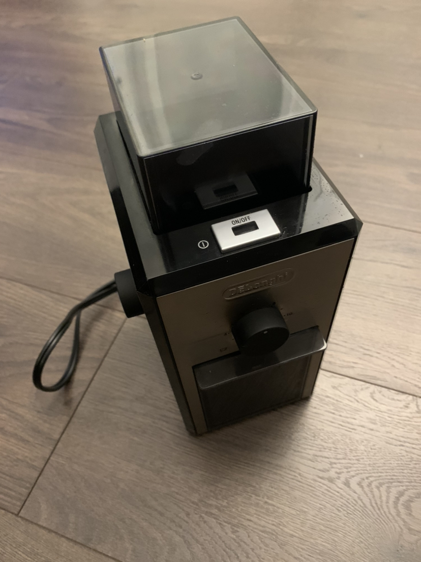 Coffee beans grinder thumbnail