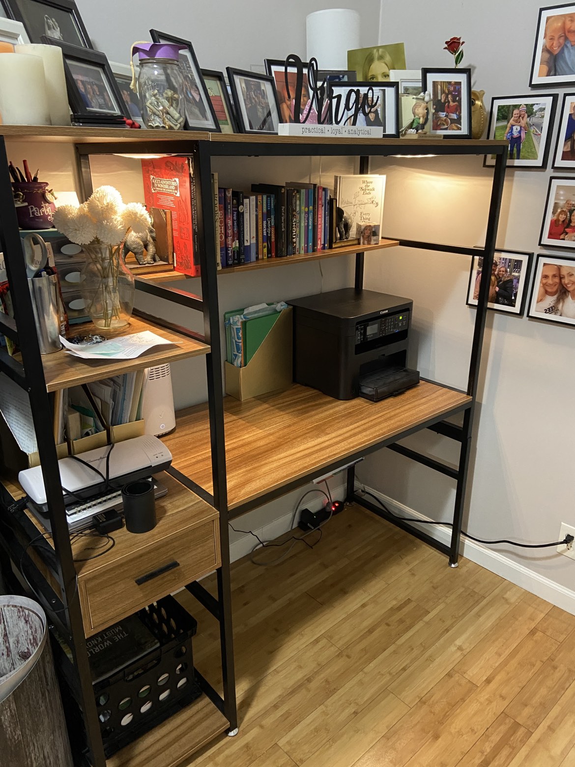Desk with hutch - photo 5